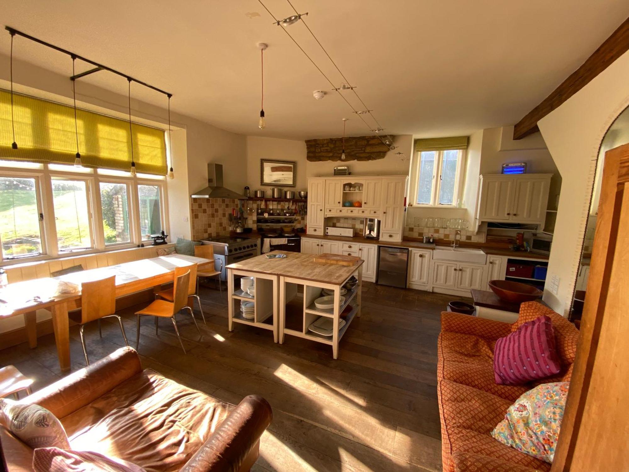 Ash Barton - Big Party House, No Curfew! Villa Wrafton Exterior photo