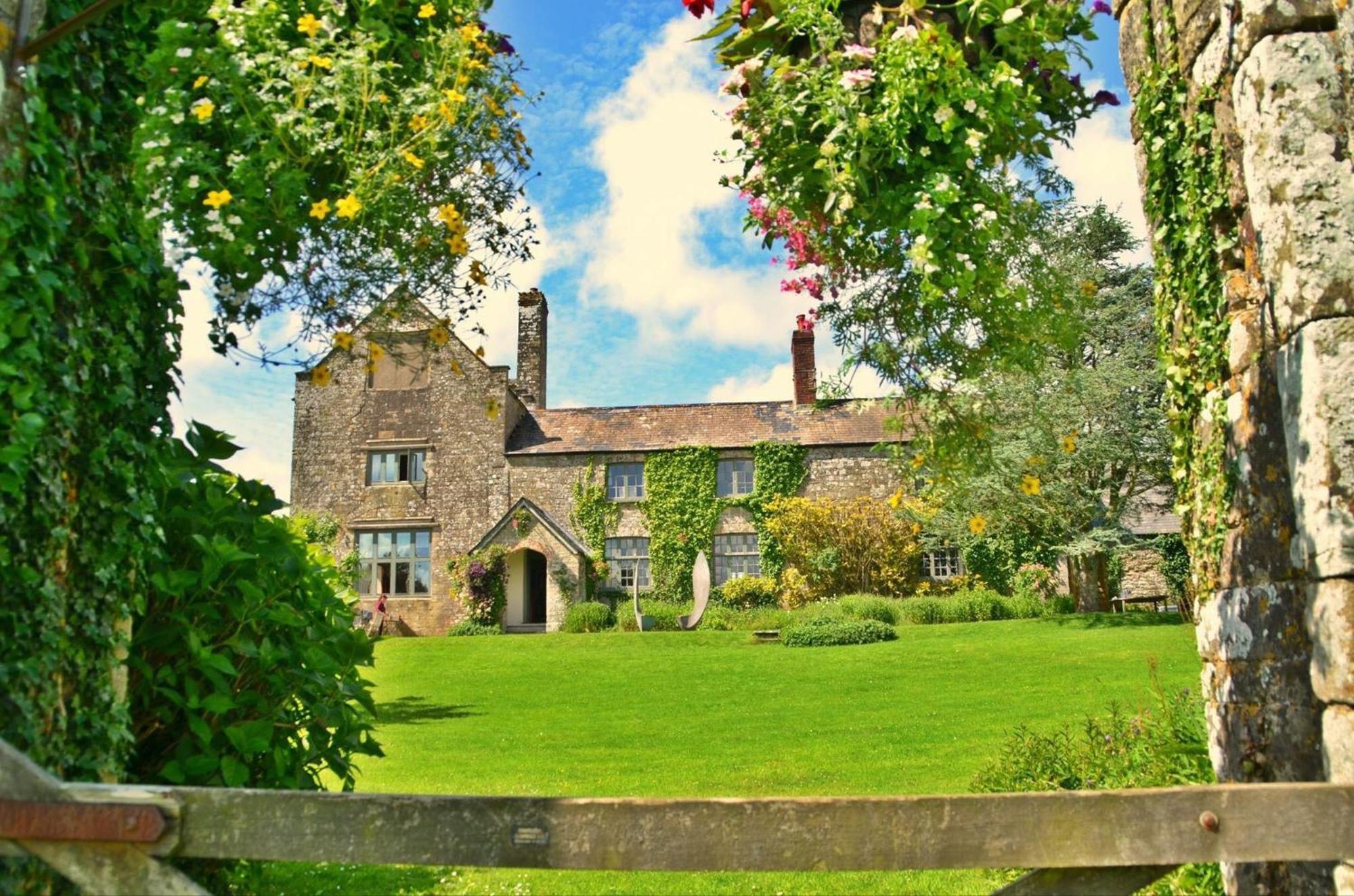 Ash Barton - Big Party House, No Curfew! Villa Wrafton Exterior photo